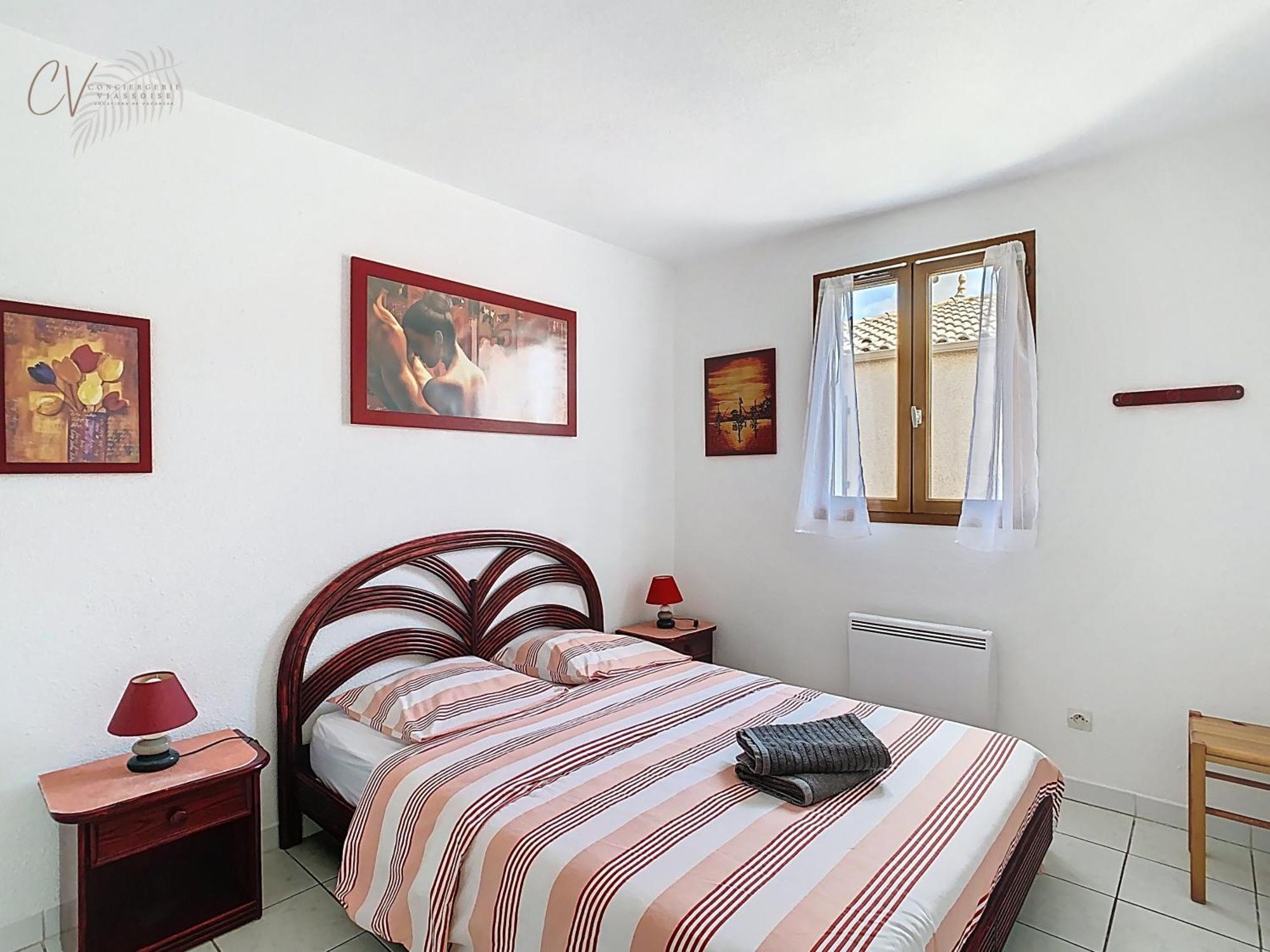 Petit Coin De Paradis Dans Residence Avec Piscine Vias Ngoại thất bức ảnh
